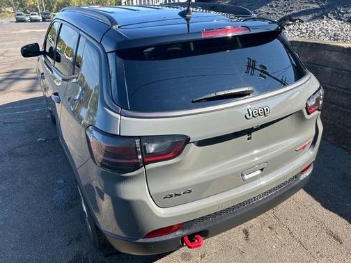 2022 Jeep Compass Trailhawk