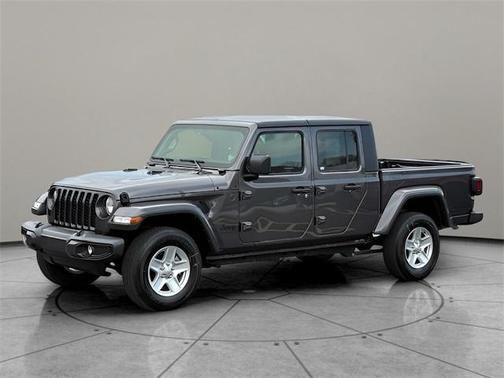 2022 Jeep Gladiator Sport