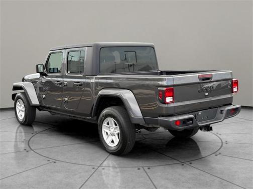 2022 Jeep Gladiator Sport