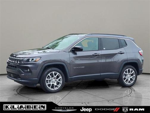 2022 Jeep Compass Latitude Lux