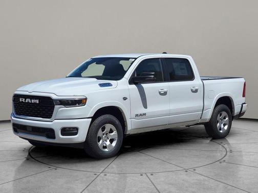 Bright White Clearcoat 2026 RAM 1500 Big Horn/Lone Star