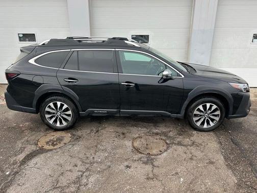 2024 Subaru Outback Touring XT