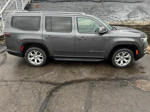 2022 Jeep Wagoneer Series II