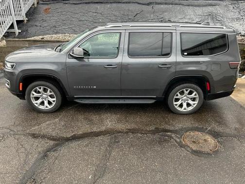 2022 Jeep Wagoneer Series II