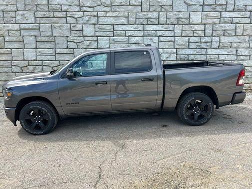 Granite Crystal Clearcoat Metallic 2024 RAM 1500 Big Horn/Lone Star