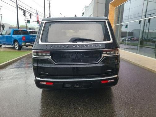 2022 Jeep Grand Wagoneer Series III