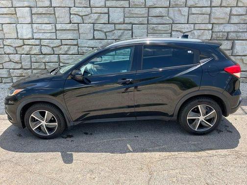 Crystal Black Pearl 2021 Honda HR-V EX-L