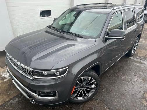 2025 Jeep Grand Wagoneer Series III