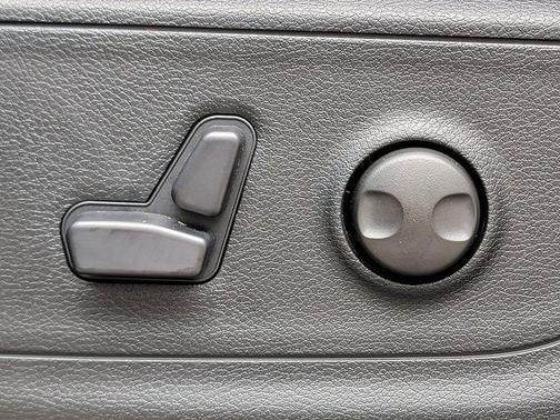 Diamond Black 2026 RAM 1500 Big Horn/Lone Star