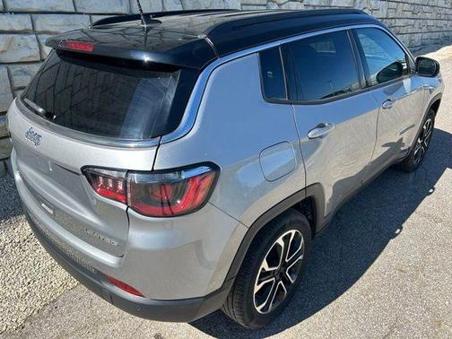 Silver Zynith 2024 Jeep Compass Limited