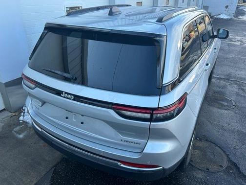 2023 Jeep Grand Cherokee Laredo