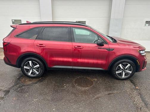 2023 Kia Sorento EX