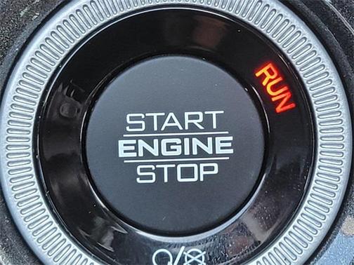 2022 Jeep Grand Cherokee Altitude