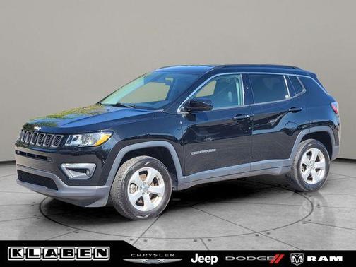 Diamond Black 2019 Jeep Compass Latitude
