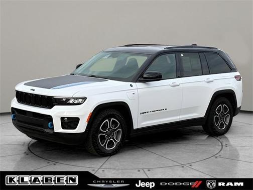 2022 Jeep Grand Cherokee 4xe Trailhawk
