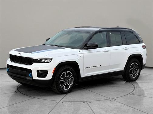 2022 Jeep Grand Cherokee 4xe Trailhawk
