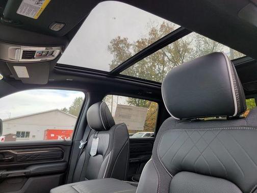 Diamond Black 2026 RAM 1500 Limited