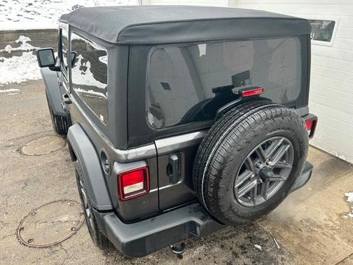 2024 Jeep Wrangler Sport