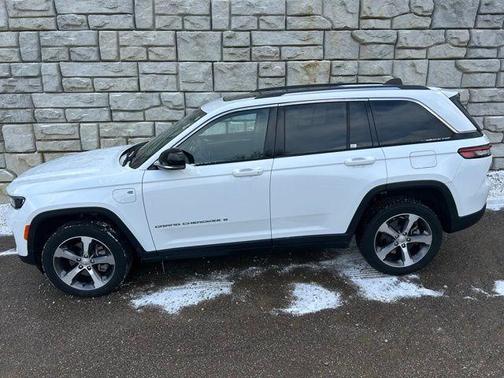2023 Jeep Grand Cherokee 4xe Base