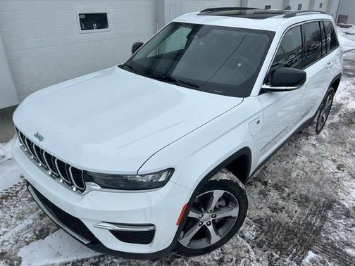 2022 Jeep Grand Cherokee 4xe Base