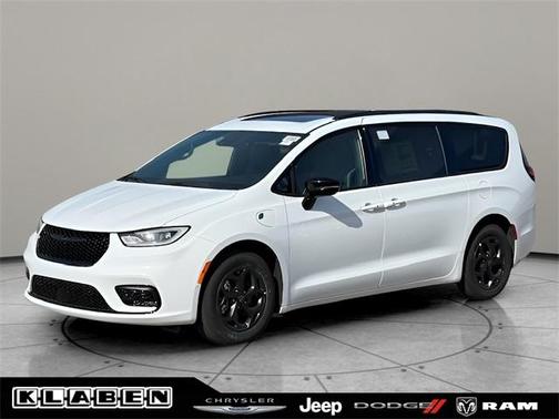 2025 Chrysler Pacifica Hybrid Select
