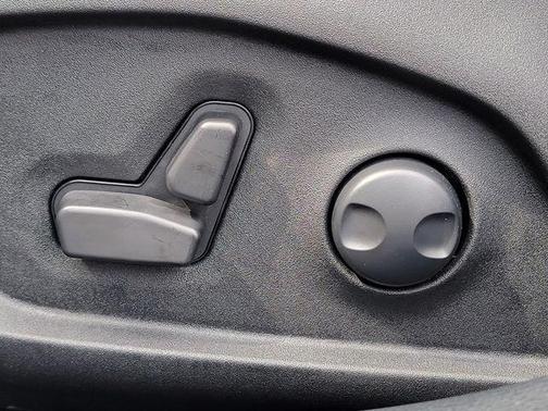 Billet Silver Metallic Clearcoat 2023 Jeep Compass Latitude Lux