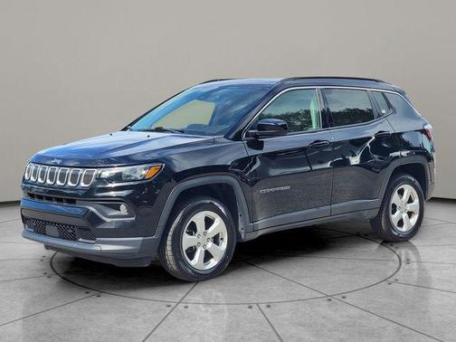 Diamond Black 2022 Jeep Compass Latitude