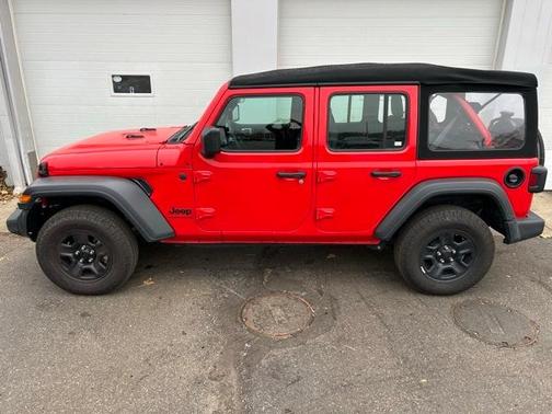 2024 Jeep Wrangler Sport