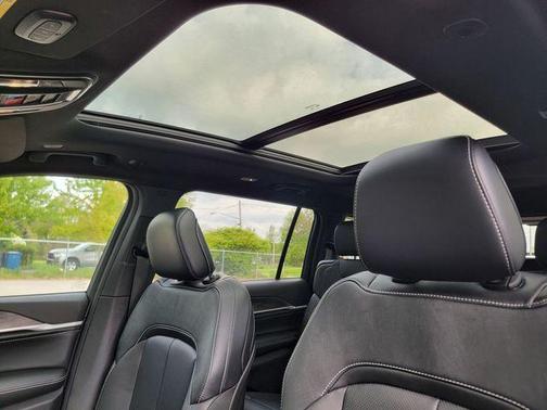 Metallic 2026 Jeep Grand Cherokee L Limited