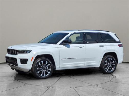 2022 Jeep Grand Cherokee Overland