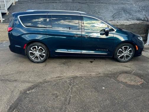 2022 Chrysler Pacifica Pinnacle