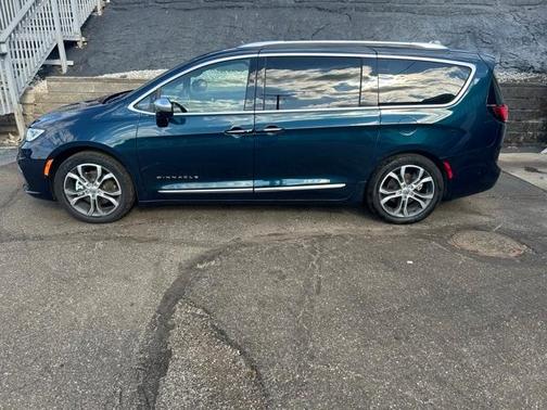 2022 Chrysler Pacifica Pinnacle