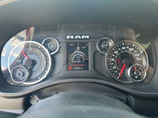 Flame Red Clearcoat 2024 RAM 1500 Big Horn/Lone Star