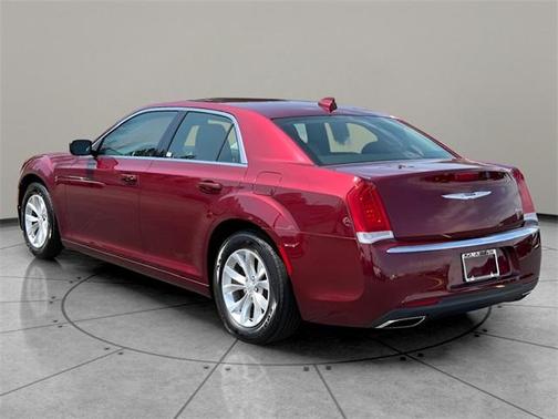 2019 Chrysler 300 Touring