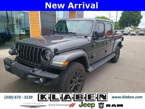 2023 Jeep Gladiator Sport
