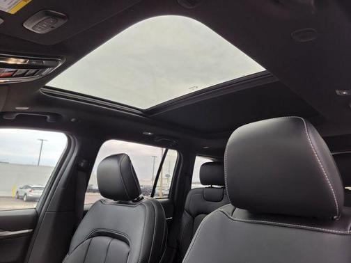 Silver Zynith 2026 Jeep Grand Cherokee Limited