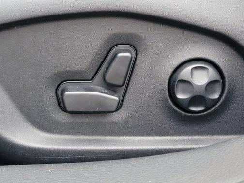 Laser Blue 2018 Jeep Compass Latitude