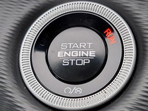 Silver Zynith 2024 Jeep Grand Cherokee Laredo