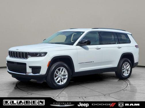 Bright White Clearcoat 2023 Jeep Grand Cherokee L Laredo SUV