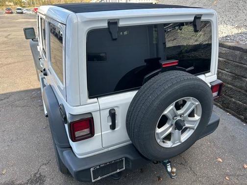 2023 Jeep Wrangler Sport