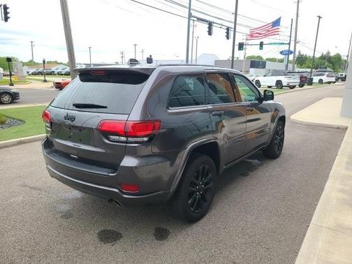 2021 Jeep Grand Cherokee Laredo X