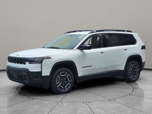 Bright White Clearcoat 2026 Jeep Cherokee LAREDO/LIMITED