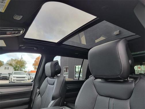 2025 Jeep Wagoneer Series II