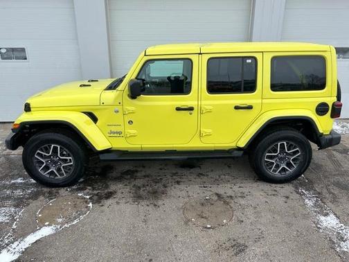 2024 Jeep Wrangler Sahara