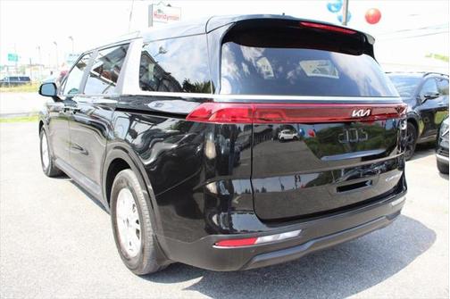 2022 Kia Carnival LXS