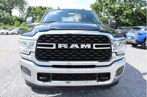 2024 RAM 2500 Tradesman Crew Cab 4x4 8' Box