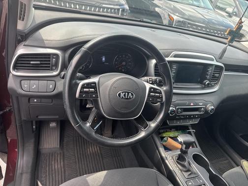 2020 Kia Sorento S