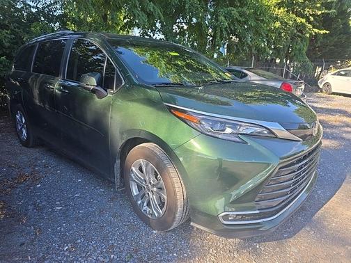 Cypress 2024 Toyota Sienna Platinum