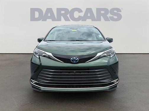 Cypress 2024 Toyota Sienna Platinum