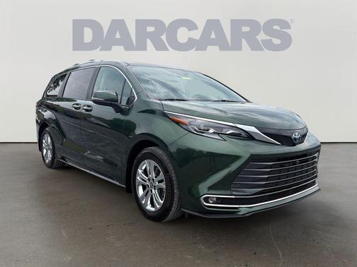Cypress 2024 Toyota Sienna Platinum